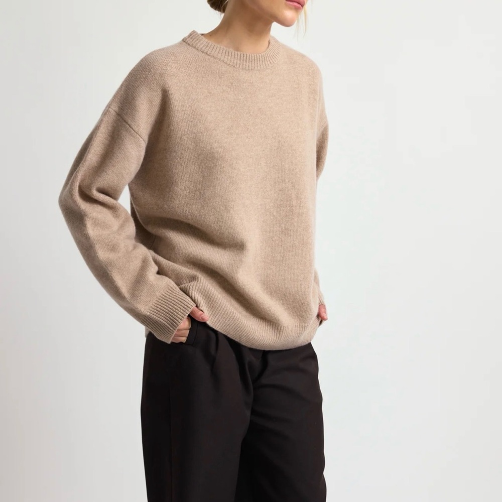 Almina Concept Oversized Wool/ Cashmere Brown Crewneck Sweater
